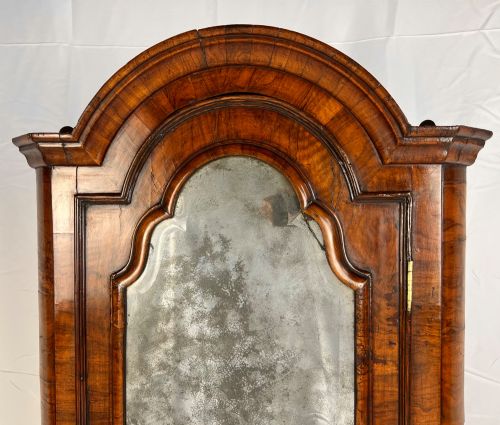 EXCEPTIONAL QUEEN ANNE WALNUT HANGING CORNER CUPBOARD C1710 ORIGINAL MIRROR CANDLE SLIDE - ADDITIONAL PHOTO 2