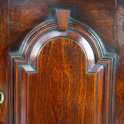 GEORGIAN MAHOGANY HANGING CORNER CUPBOARD WITH DRAWER KEYS C1800 - ADDITIONAL PHOTO 2