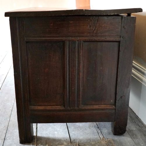 17TH CENTURY CARVED JOINED OAK COFFER BLANKET CHEST - ADDITIONAL PHOTO 4