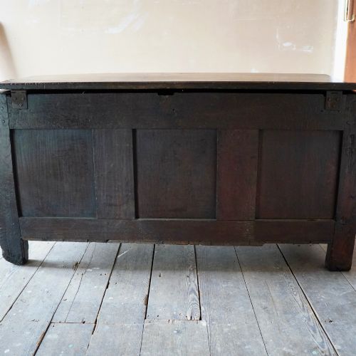 17TH CENTURY CARVED JOINED OAK COFFER BLANKET CHEST - ADDITIONAL PHOTO 12