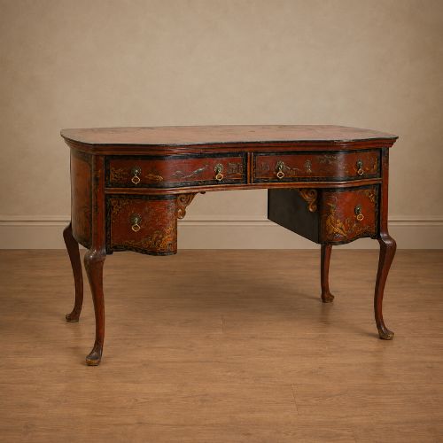 Late 19th Century Chinoiserie Lacquered Kidney-shaped Dressing Table