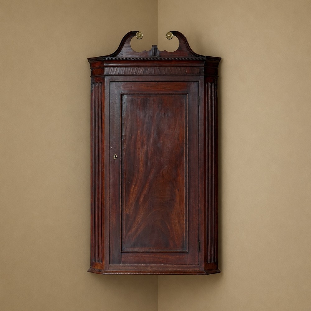 Georgian Whitehaven Mahogany Hanging Corner Cupboard c.1800