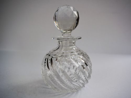 An Attractive Late Victorian Glass Perfume Bottle