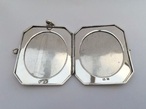 fig 1. A POIGNANT TRAVELLING SILVER SWEETHEART PHOTO FRAME FROM THE GREAT WAR