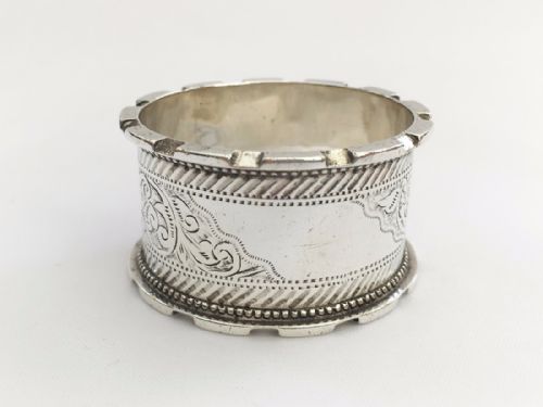 fig 1. A superior quality Edwardian silver napkin ring.