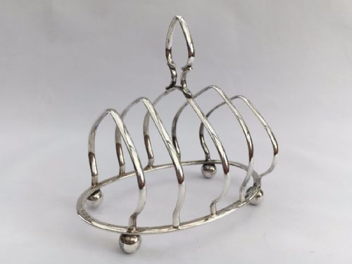 fig 1. A good Art Deco silver toast rack.