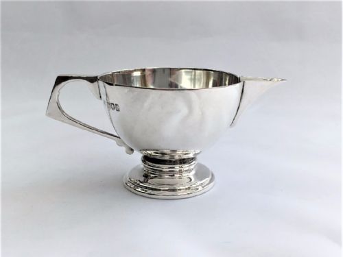 fig 1. A charming Edwardian silver cream jug & sugar bowl.