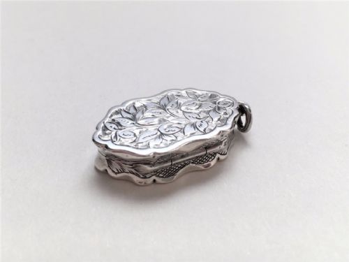 fig 1. An exquisite miniature Victorian silver vinaigrette.