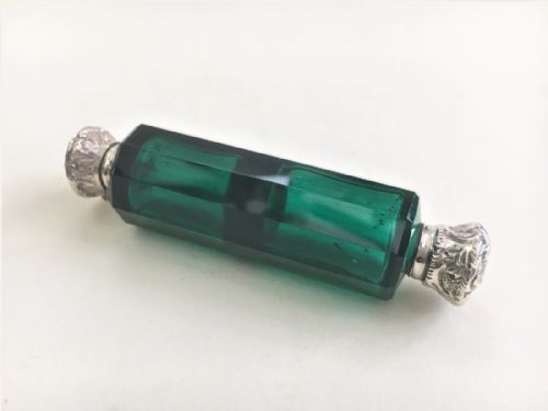 fig 1. A fabulous Victorian silver mounted double ended scent bottle.