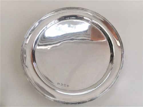 fig 1. A MAGNIFICENT George V Glasgow silver salver.