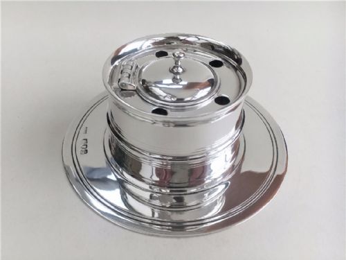 fig 1. A marvellous Edwardian silver 'Fishing reel' inkwell.