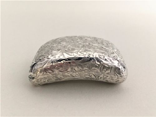 fig 1. A fine Edwardian silver snuff box.
