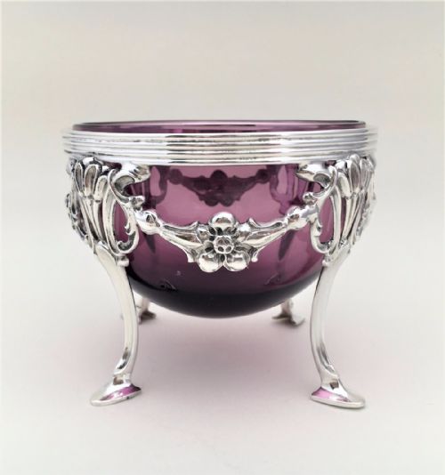 A Stunning Edwardian Cast Silver Sweetmeat Bowl.