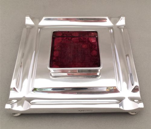 fig 2. A Stunning Edwardian silver inkwell & Stand by Goldsmiths & Silversmiths.