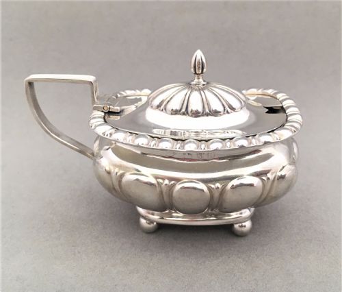 fig 1. A Victorian Chester silver mustard pot