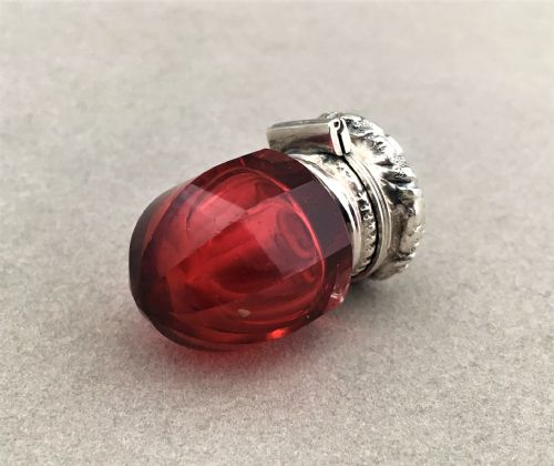 fig 1. A rare silver mounted acorn shaped vinaigrette
