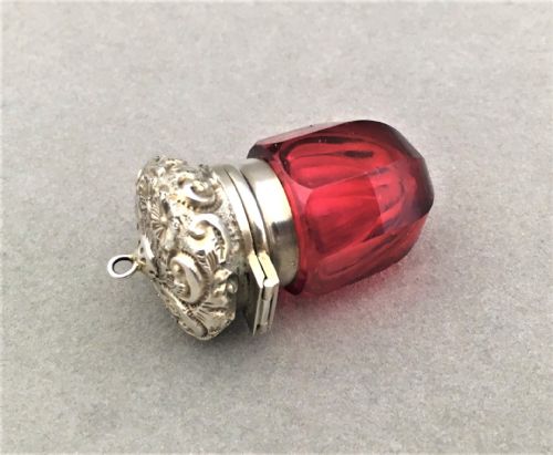 A Rare Silver Mounted Acorn Shaped Vinaigrette
