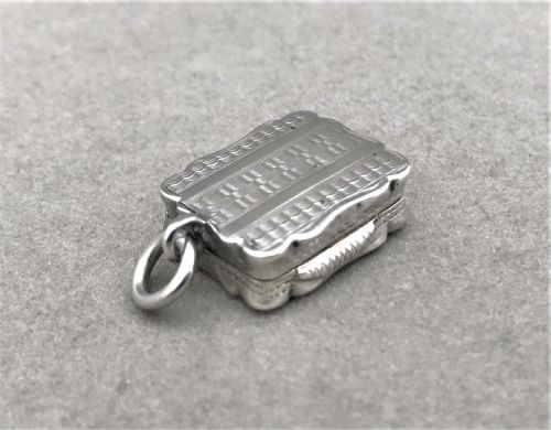 fig 1. An exquisite miniature Victorian silver vinaigrette