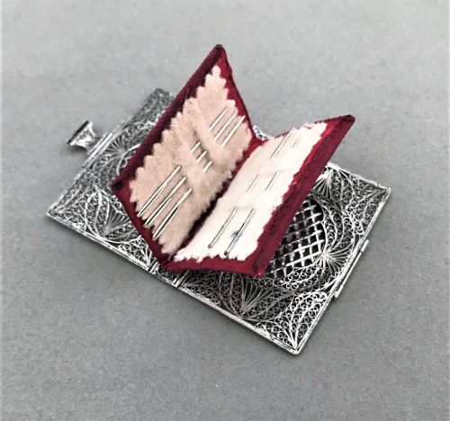 fig 1. A gorgeous Georgian silver filigree needle case