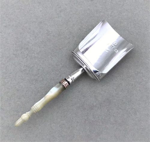 A Gorgeous William IV Silver Caddy Shovel