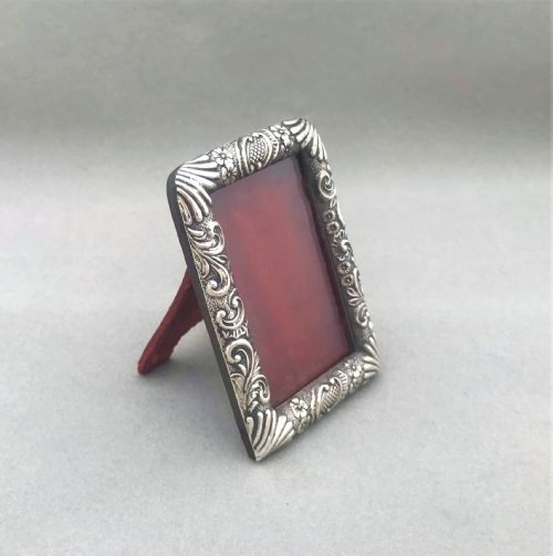 fig 1. A small Victorian silver photo frame