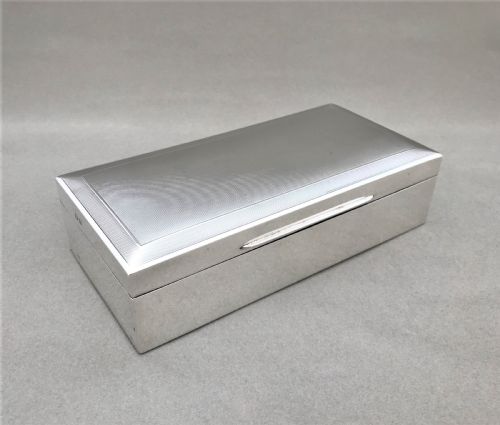 fig 1. A handsome Art Deco silver cigarette box