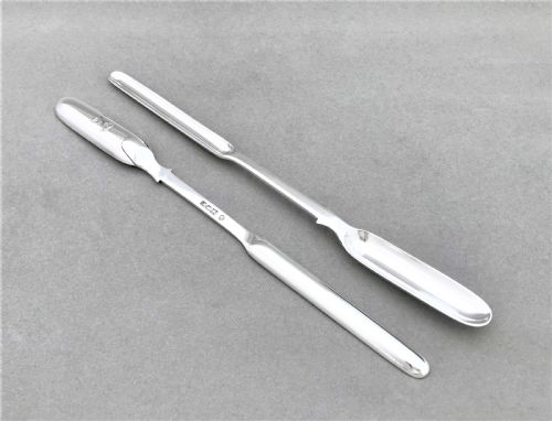 A Rare Pair of Quality Edwardian Silver Marrow Scoops