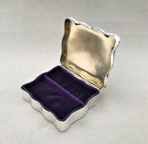 A Superb Edwardian Silver Trinket/ring Box