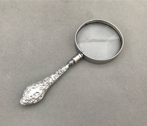 fig 1. An Edwardian Chester Silver Handled Magnifying Glass