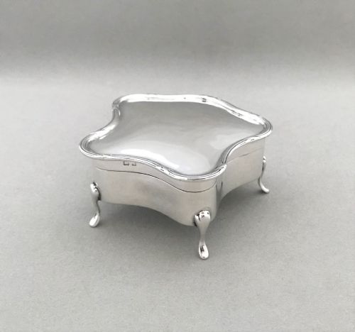 A Superb Edwardian Shaped Silver Trinket Box