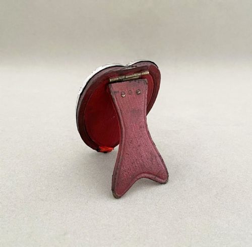 fig 1. A charming late Victorian silver heart frame