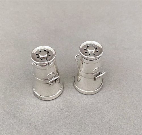 fig 1. A pair of Chester silver novelty Edwardian pepperettes