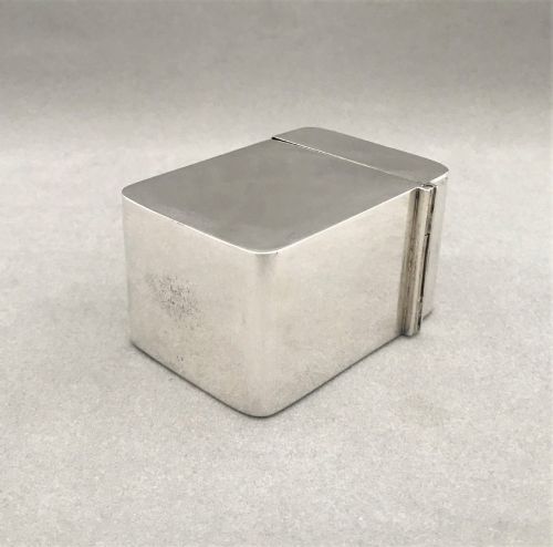 fig 1. A superb Edwardian Silver Boxed Double Patience Set