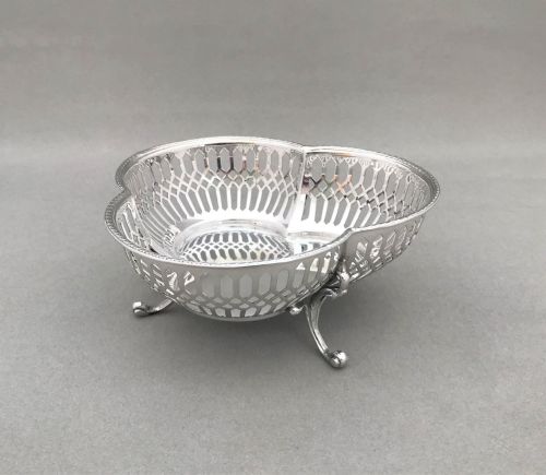 A Lovely Edwardian Pierced Silver Bonbon Dish