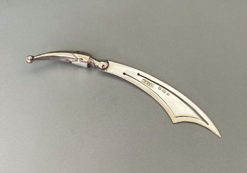 fig 1. A rare Edwardian silver novelty cutlass bookmark