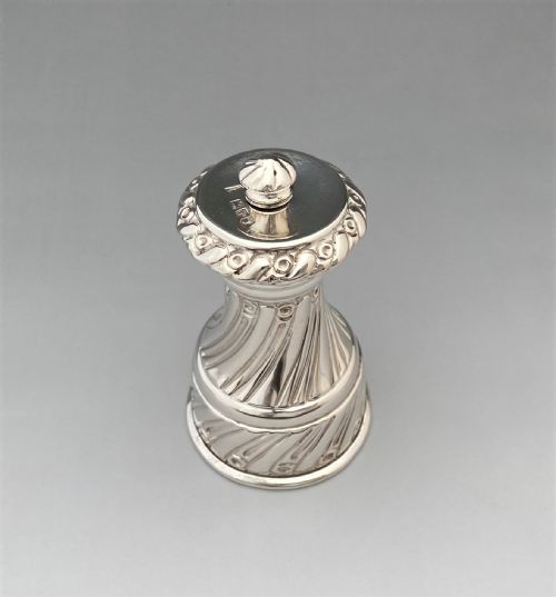 fig 1. A gorgeous Edwardian silver pepper grinder