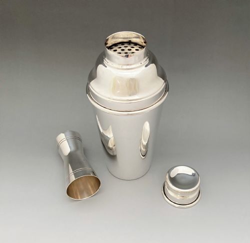 fig 2. An Art Deco silver plated cocktail shaker & measure