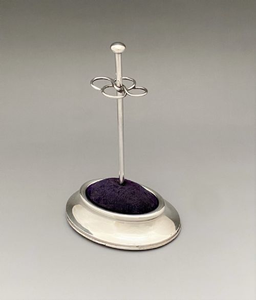fig 1. A charming Edwardian hatpin stand
