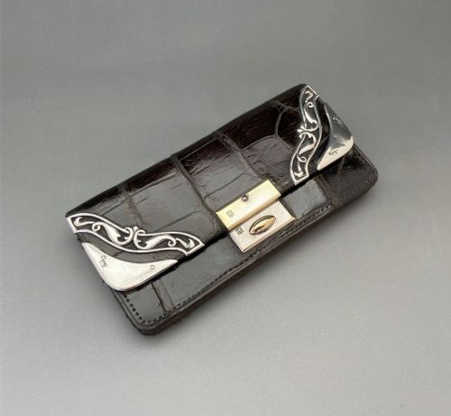 fig 1. An Art Nouveau Edwardian Silver Mounted Crocodile Purse