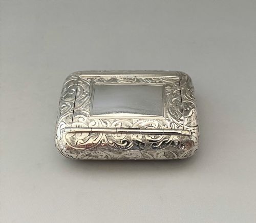 fig 1. A gorgeous Victorian silver snuff box