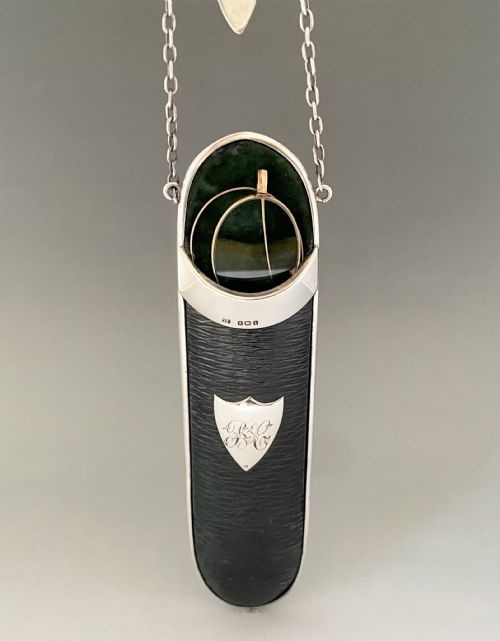 fig 1. A lovely Edwardian silver spectacles case