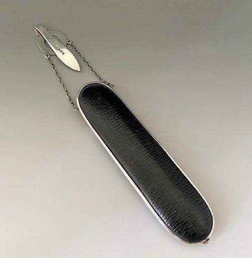fig 2. A lovely Edwardian silver spectacles case