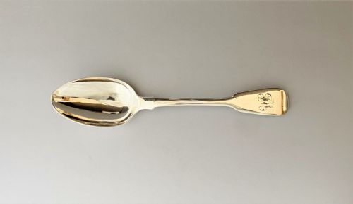 fig 1. A fine set of six Georgian silver teaspoons