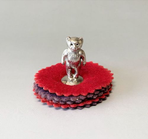 An Unusual Edwardian Silver Teddy Bear Pen Wipe