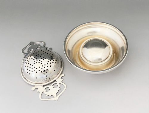 fig 1. A lovely silver tea strainer & drip cup