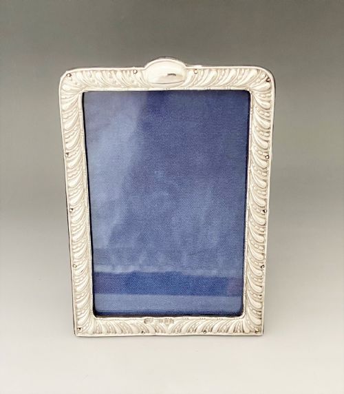 fig 1. An attractive Victorian silver photo frame