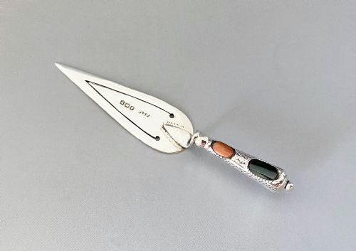 A Superb Victorian Agate & Silver Trowel Bookmark