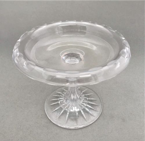 A Pretty Victorian Cut & Frosted Tazza