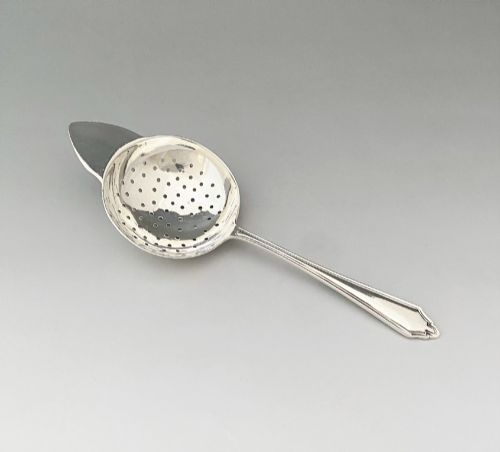 A Stylish George V Silver Tea Strainer