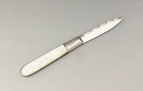 fig 1. An early William IV silver & mother-of-pearl fruit knife